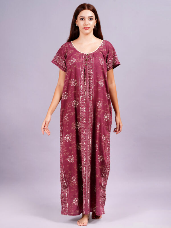Breezly Women's Pure Cotton Rajwadi Jaipuri Batik Print Regular Maroon Nightdress Nighty - Image 3