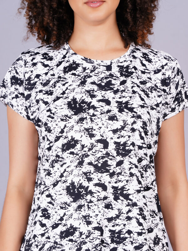 Breezly Woman's Regular Fit Stretchable Polyester Lycra Black T-Shirt - Image 3